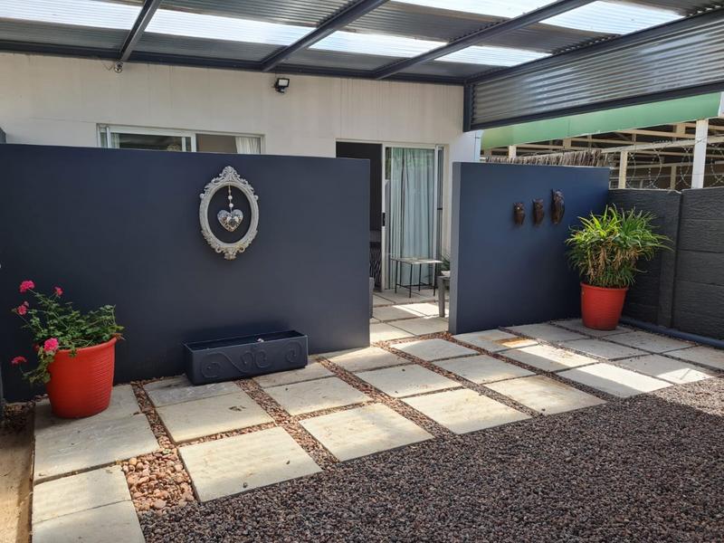 10 Bedroom Property for Sale in Parys Free State